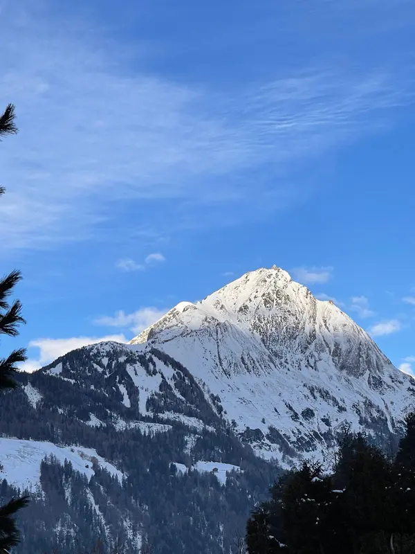 Verschneiter Gipfel