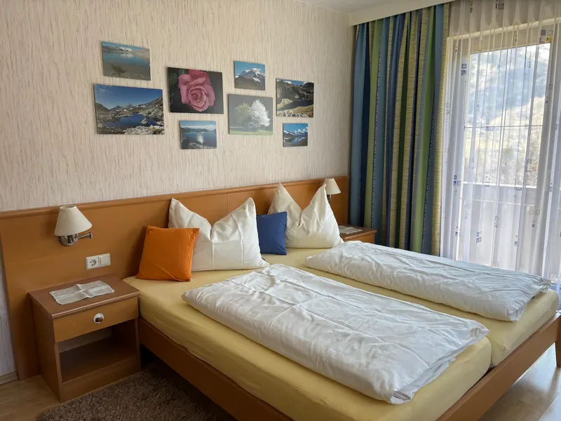 Doppelzimmer 1